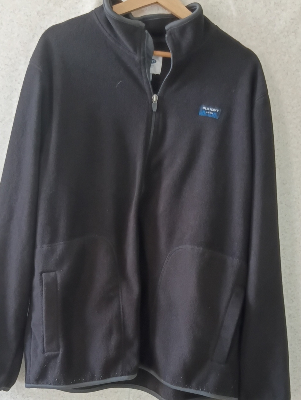 Old Navy Men's Black Half-Zip Fleece Pullover